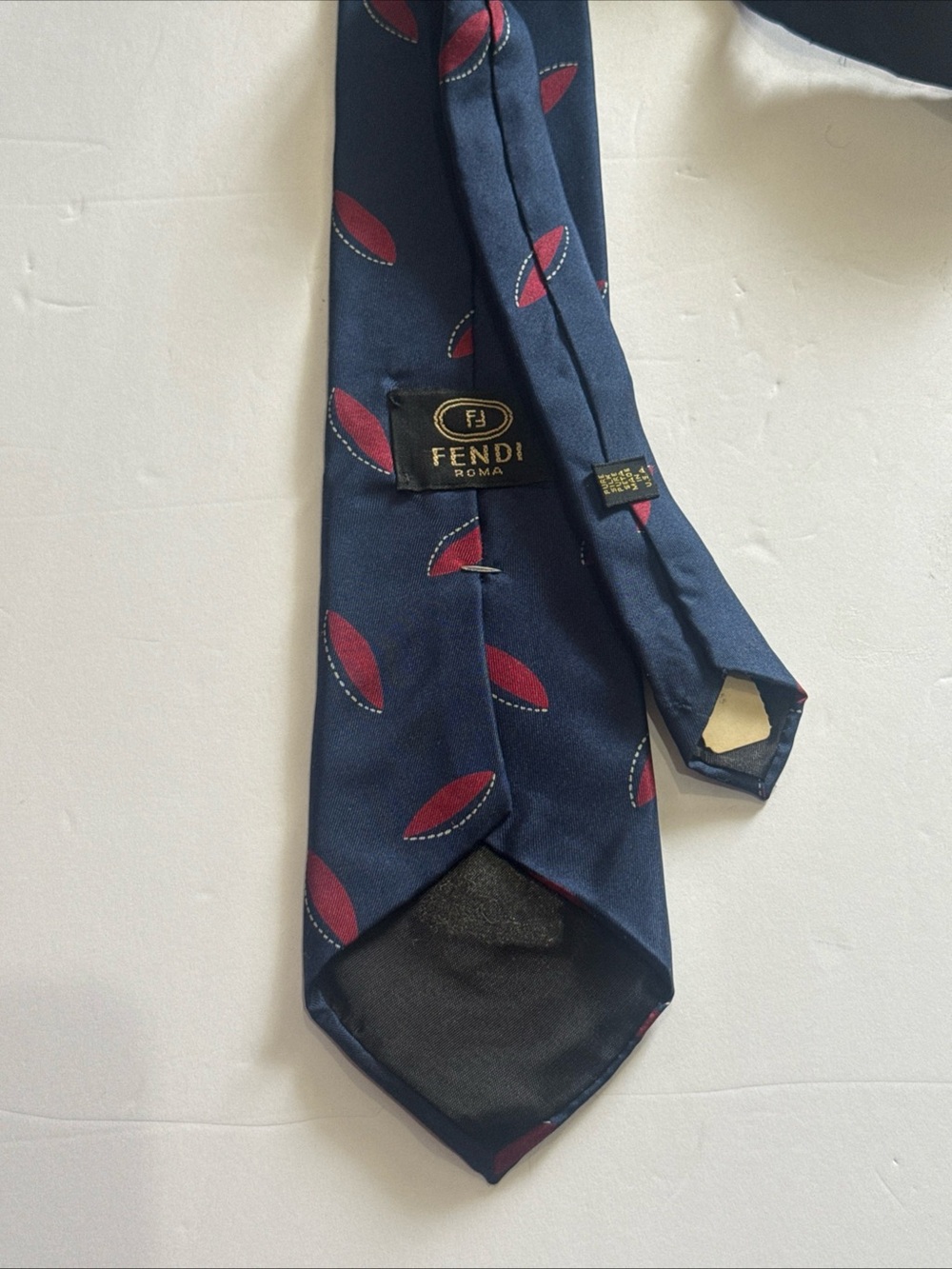 Fendi Navy Silk Tie with Red Leaf Motif - Picture 4 of 5